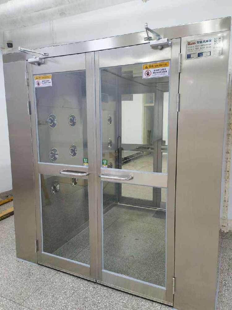 濟(jì)南潔凈風(fēng)淋室怎么定做