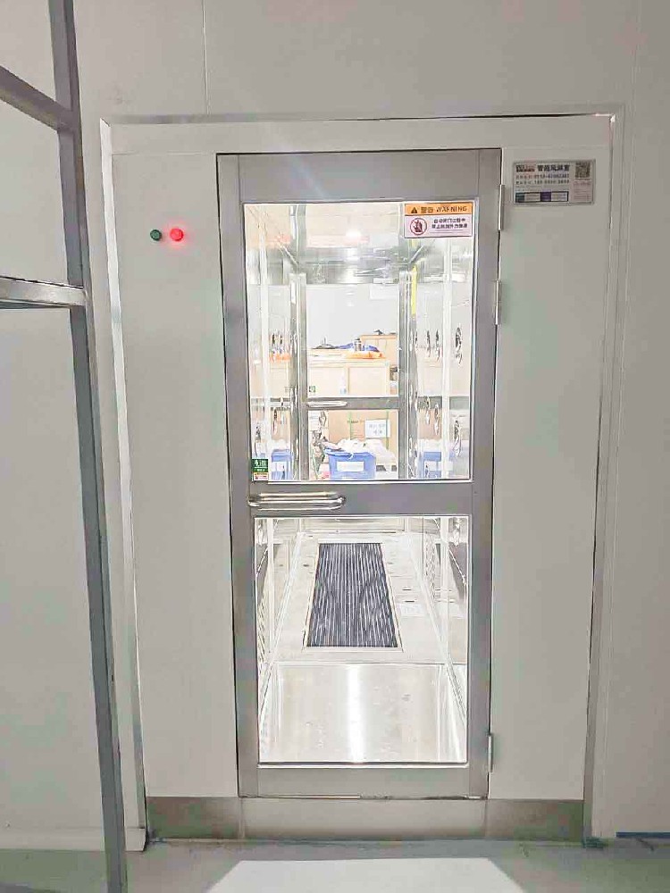 風(fēng)淋室每次最多可容納多少人