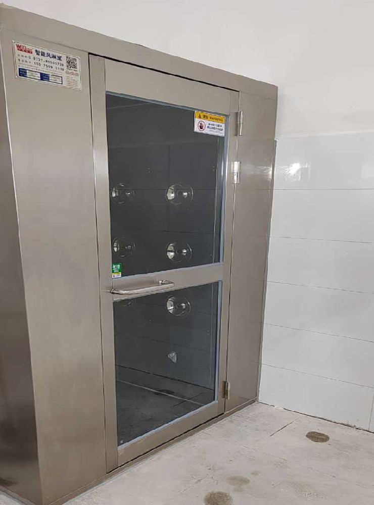 凈化車(chē)間風(fēng)淋室作用是什么