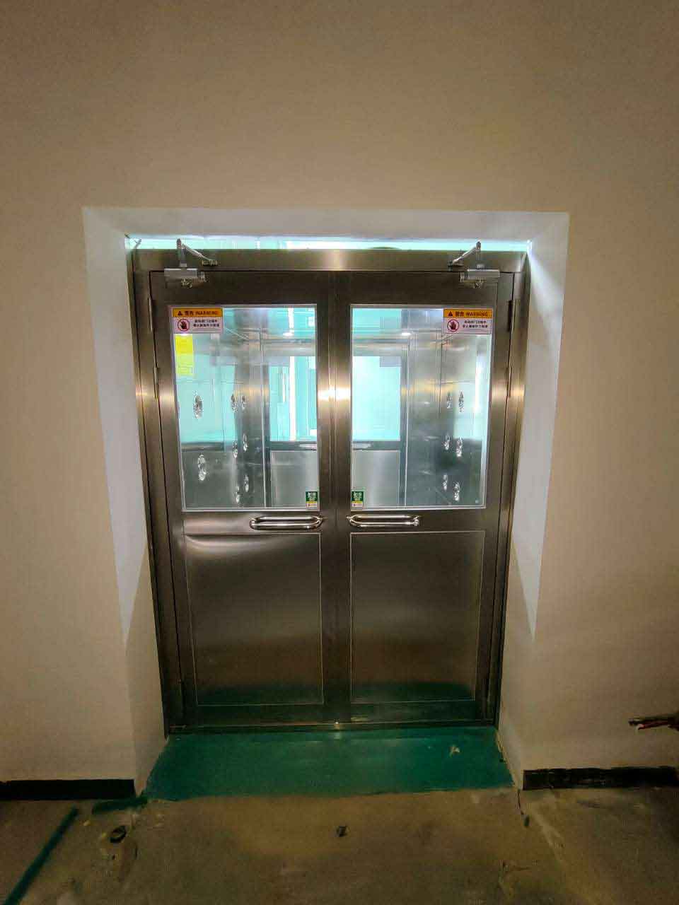 風(fēng)淋室制造廠家電話