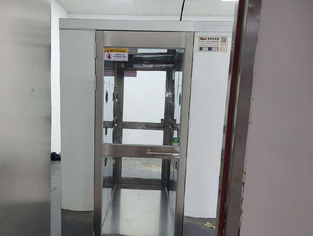 潔凈風(fēng)淋室報(bào)價(jià)查詢