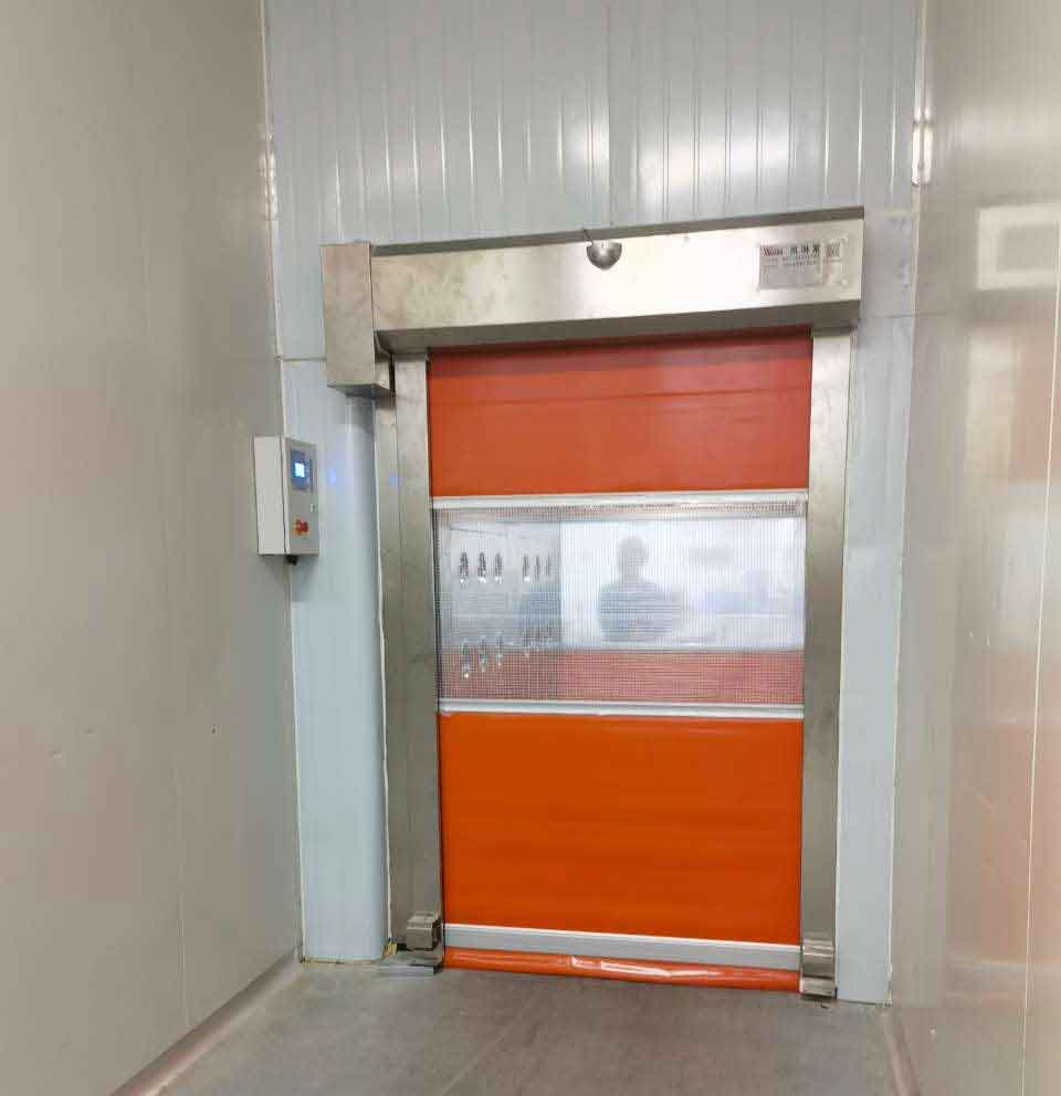 實驗室風(fēng)淋室供應(yīng)商