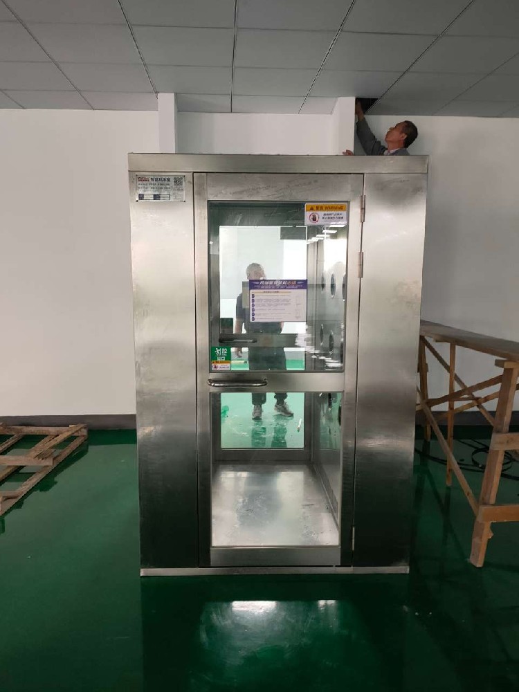 上海風(fēng)淋門在電子車間怎么安裝更合理？