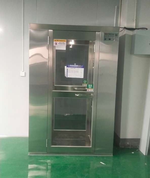 上海風(fēng)淋室廠家介紹風(fēng)淋室更衣室布局