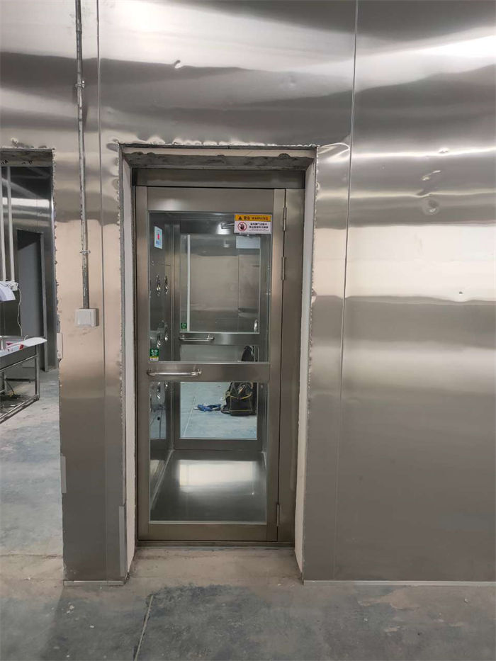 風(fēng)淋室生產(chǎn)廠家分享定期保養(yǎng)的作用