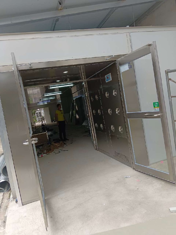 貨淋室廠家為您打造專屬貨淋設(shè)備，除塵吹淋更省心